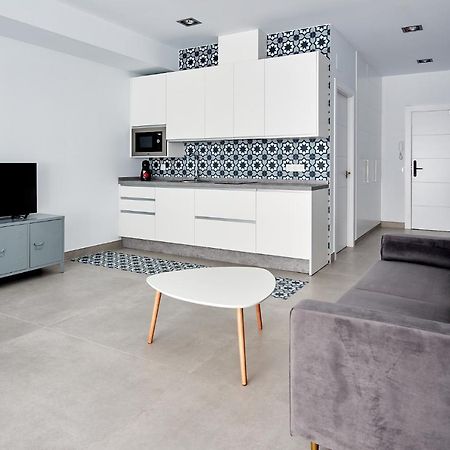 9 Nidos Centrica Suites - Nuevo 플라센시아 외부 사진