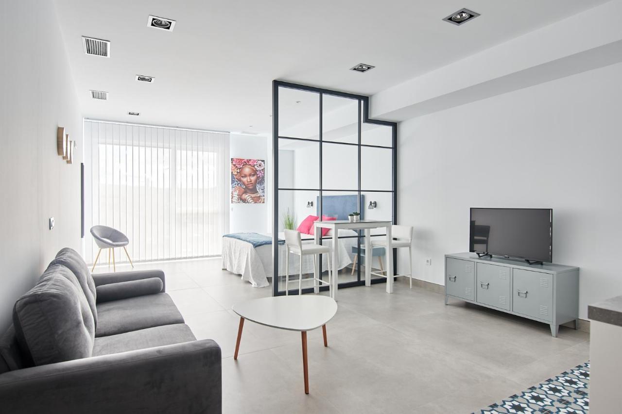 9 Nidos Centrica Suites - Nuevo 플라센시아 외부 사진